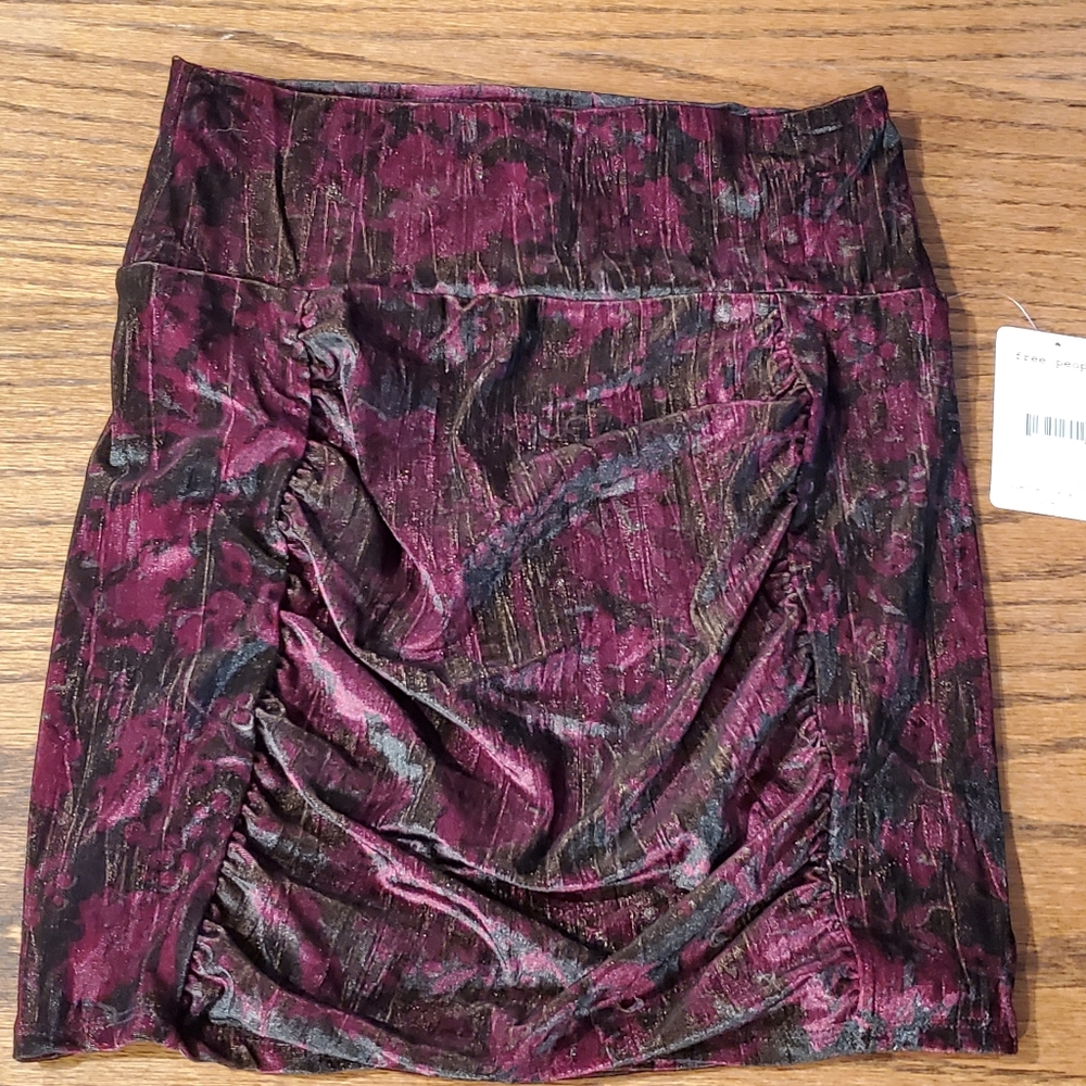 Free People Velour skirt Sz S NWT